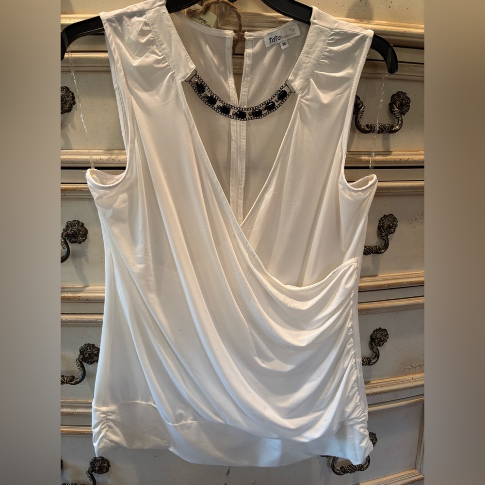 ToTo Collection Off White Draped Sleeveless Blouse
